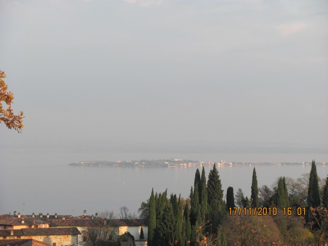 Sirmione peninsula - exclusive  lake Garda